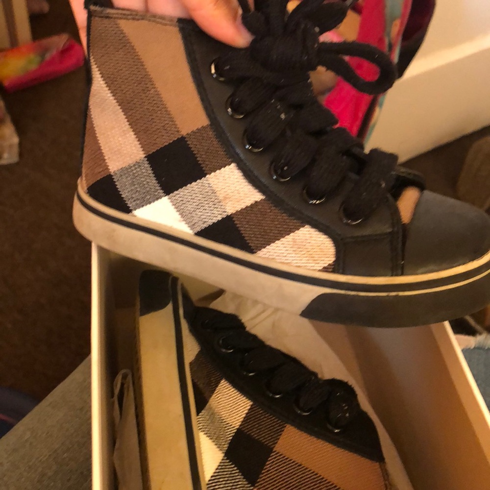 Burberry Kids Sneakers in Black and Brown Check